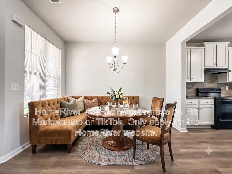 196 Daisy Cir — Photo 3