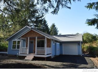 301 Pearsall St SE, Ocean Shores, WA 98569