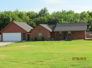 4069 Cole Rd, Sulphur, OK 73086