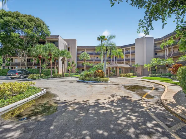 4770 Fountains Drive #104, Lake Worth, FL 33467