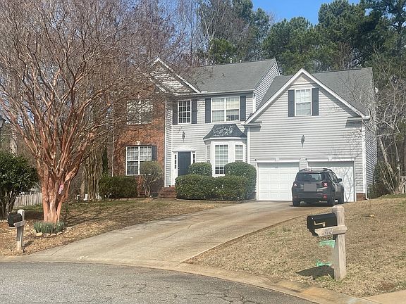 2nd image of 618 Cobden Ct