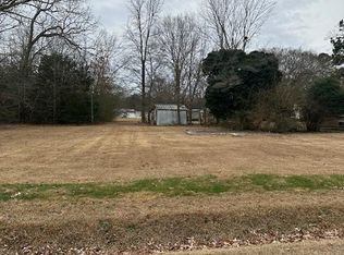 203 W Edgecombe St, Whitakers, NC 27891