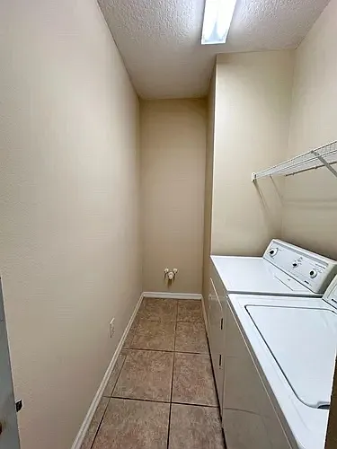 1204 Travertine Ter — Photo 9