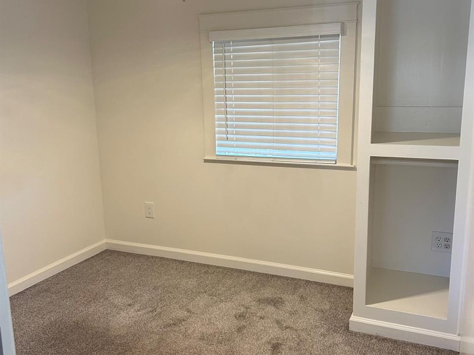 820 N Lincoln Way Galt CA Zillow