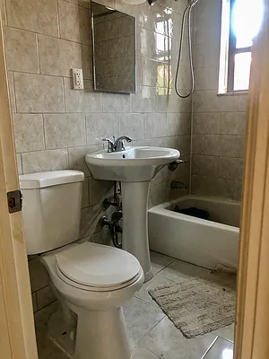 Rented by FirstService Realty (legacy) | media 34