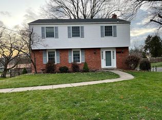 1980 Red Coach Rd, Allison Park, PA 15101