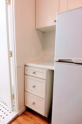 Rented by Voro, LLC | media 11