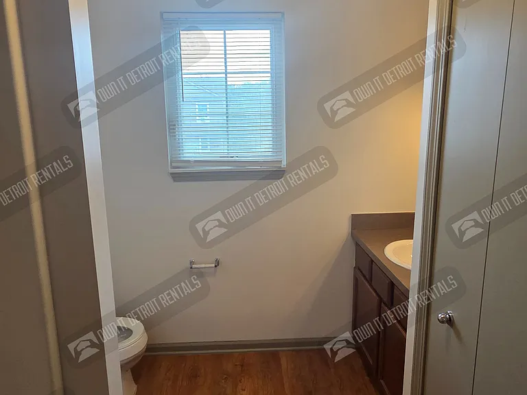 15887 Muirland St — Photo 21