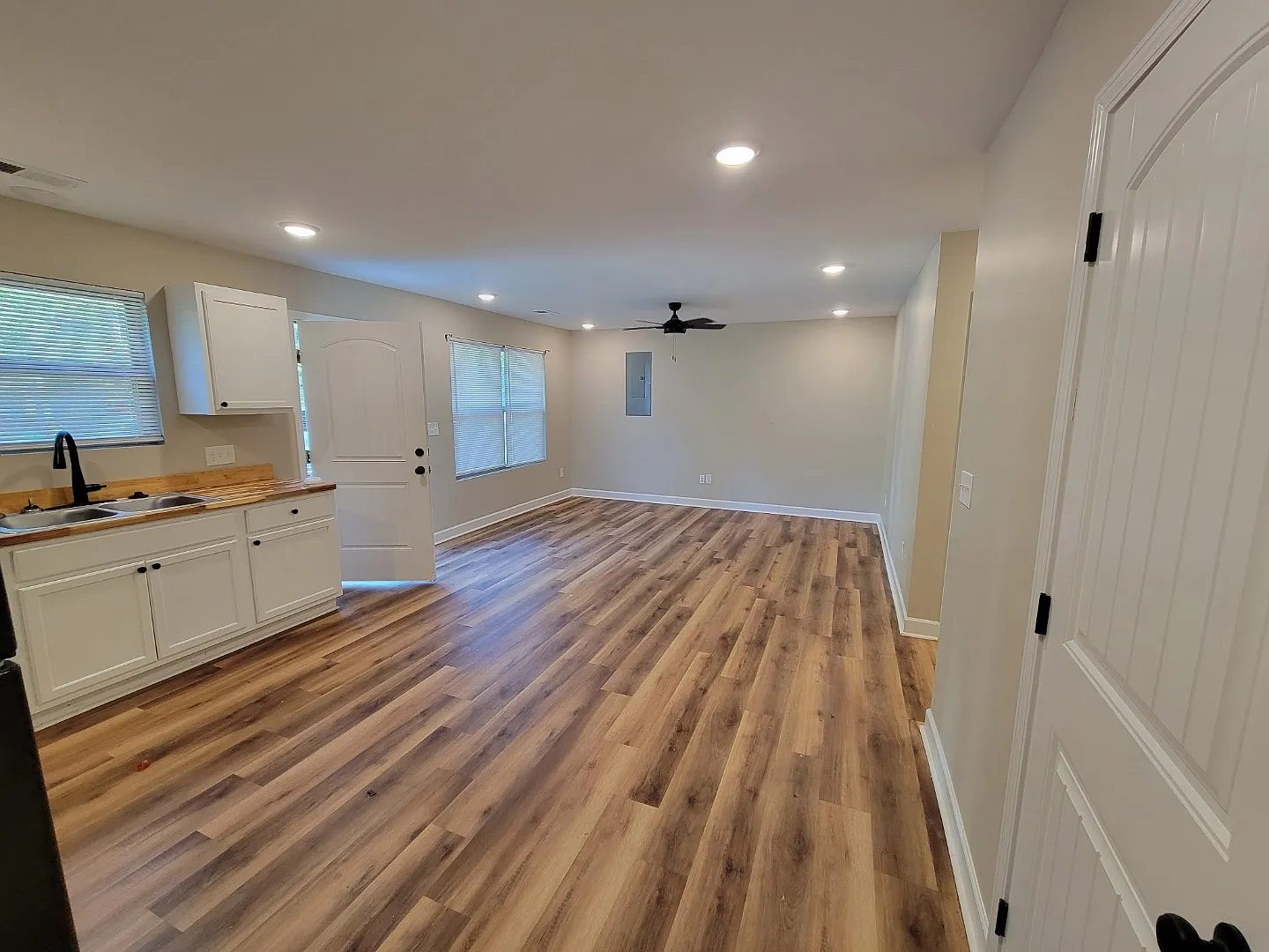 24 Speece Cv — Photo 4