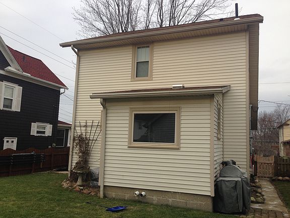 Complete yard fenced in