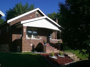 6531 Parkwood Pl, Saint Louis, MO 63116