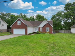 121 Brookview Cir, Millersville, TN 37072