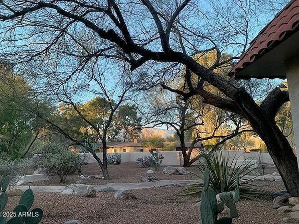 6050 E MIRAMAR Drive, Tucson, AZ 85715