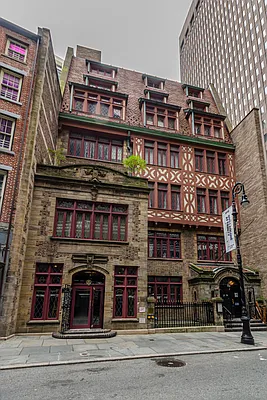 Rented by Compass | media 12