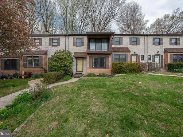 158 Bishop Dr, Aston, PA 19014