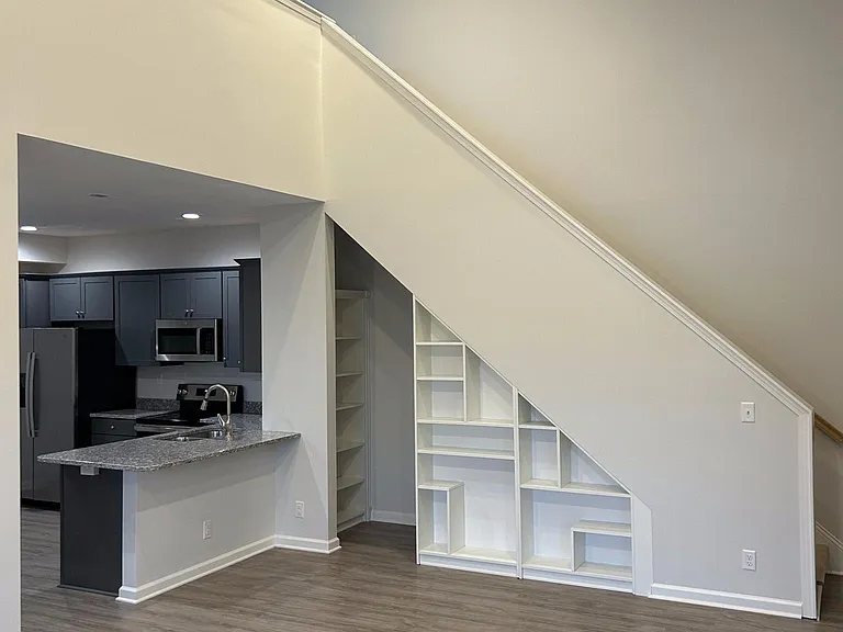 2200 Bradley Ave #202 — Photo 15