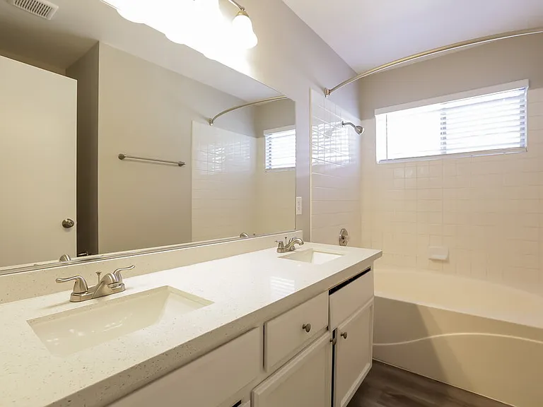 8253 Ten Gallon Ct — Photo 15