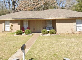 302 N Canton Club Cir, Jackson, MS 39211