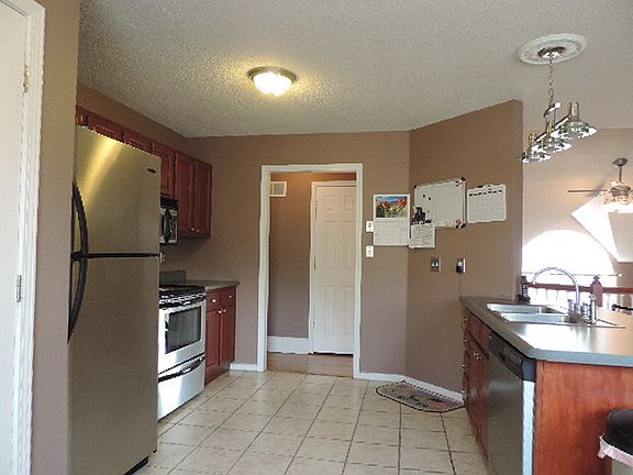 4th image of 3842 N 112th St