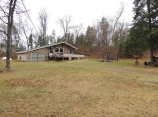 W11293 Juniper Ln, Crivitz, WI 54114
