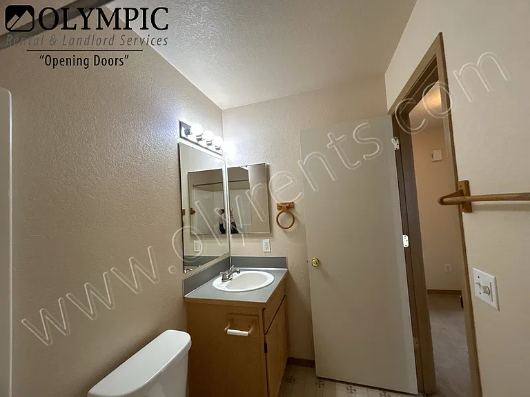 Main Bathroom