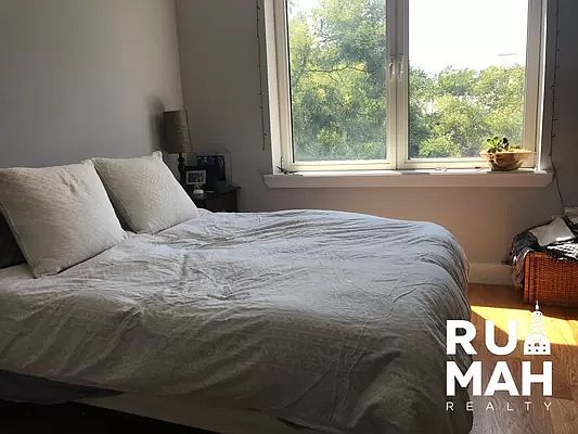 1st image of 271 Clifton Pl #2