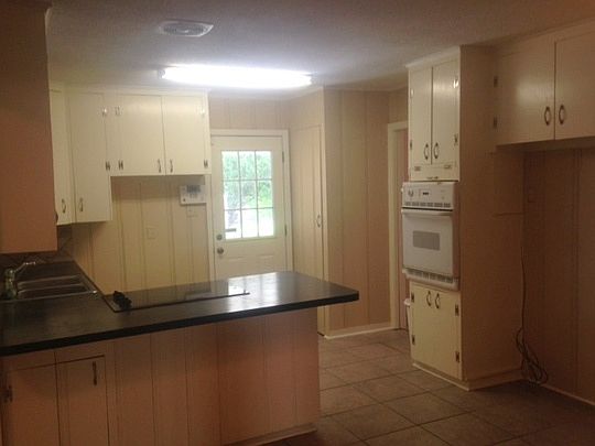 4th image of 952 Winter Garden Dr