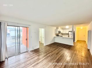 5128 De Longpre Ave #1A, Los Angeles, CA 90027