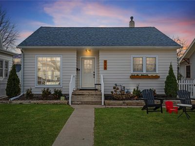 614 Oakland Ave, Iowa City, IA, 52240