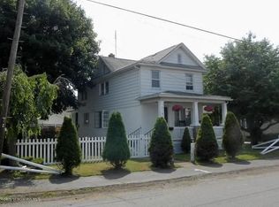 319 Pancoast St, Dickson City, PA 18519