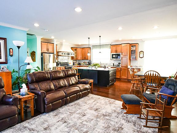 3rd image of 2071 Bonds Mill Rd