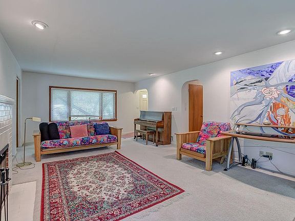 5th image of 5372 Coulter Ln
