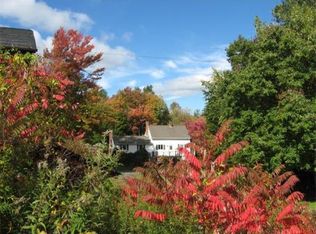 1194 West St, Amherst, MA 01002