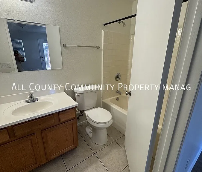 58439 Palisade Dr #B — Photo 12