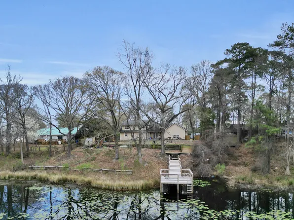 131 Bannermans Mill Rd, Richlands, NC 28574