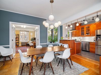 3435 79th St APT 2, Flushing, NY, 11372