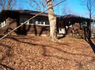 891 McQueen Blvd, Saint Albans, WV 25177