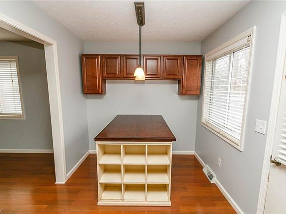5th image of 2840 Northglen Dr