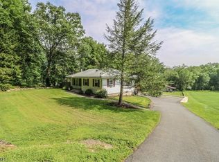73 Bear Creek Rd, Frelinghuysen, NJ 07821
