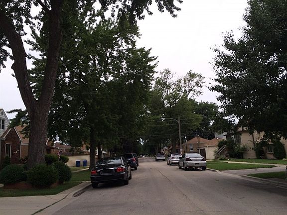 4th image of 4130 Elmwood Ave