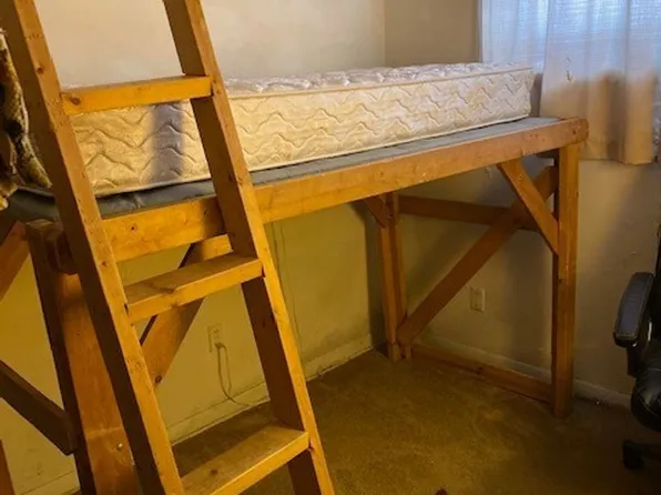 125 River St- Martin Apts, 125 River St APT 2A, Iowa City, IA 52246