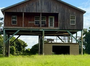 5859 Lake Mary Rd, Woodville, MS 39669