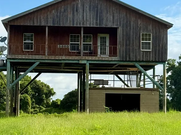 5859 Lake Mary Rd, Woodville, MS 39669