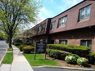 19 Franklin St #5, Tenafly, NJ 07670