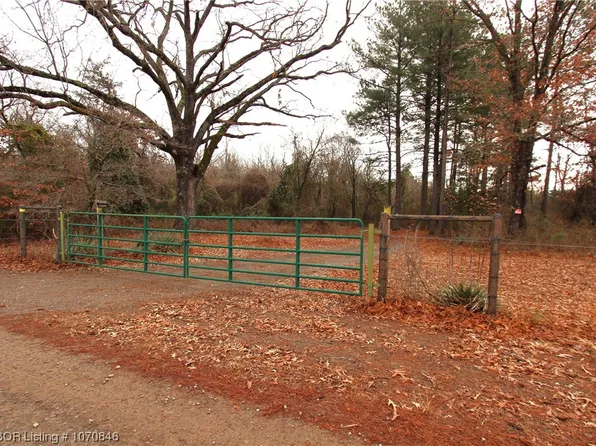 4304 Graystone Ln, Alma, AR 72921
