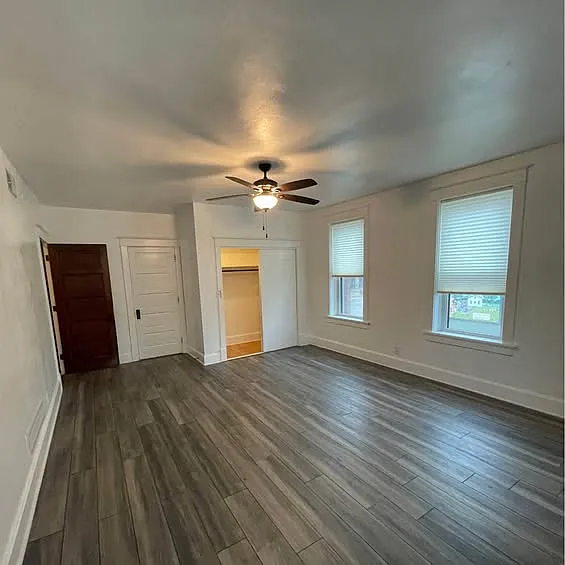 120B W Main St — Photo 2