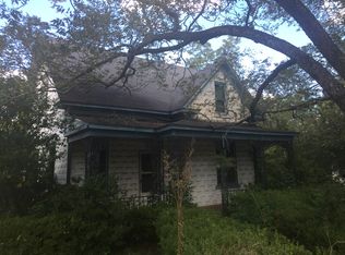 302 E Suwanee St, Fitzgerald, GA 31750