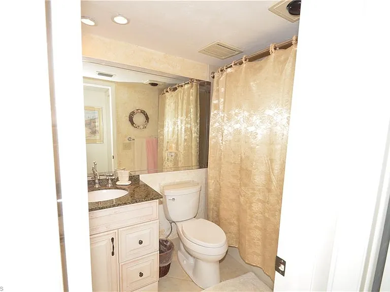 10951 Gulf Shore Dr #504 — Photo 18