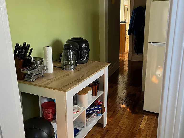 215 Custer Ave #B — Photo 12