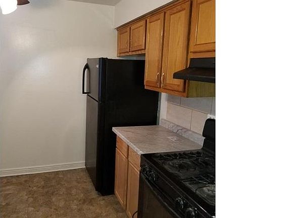 4th image of 5091 W Gladys Ave